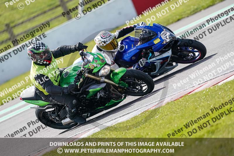 donington no limits trackday;donington park photographs;donington trackday photographs;no limits trackdays;peter wileman photography;trackday digital images;trackday photos